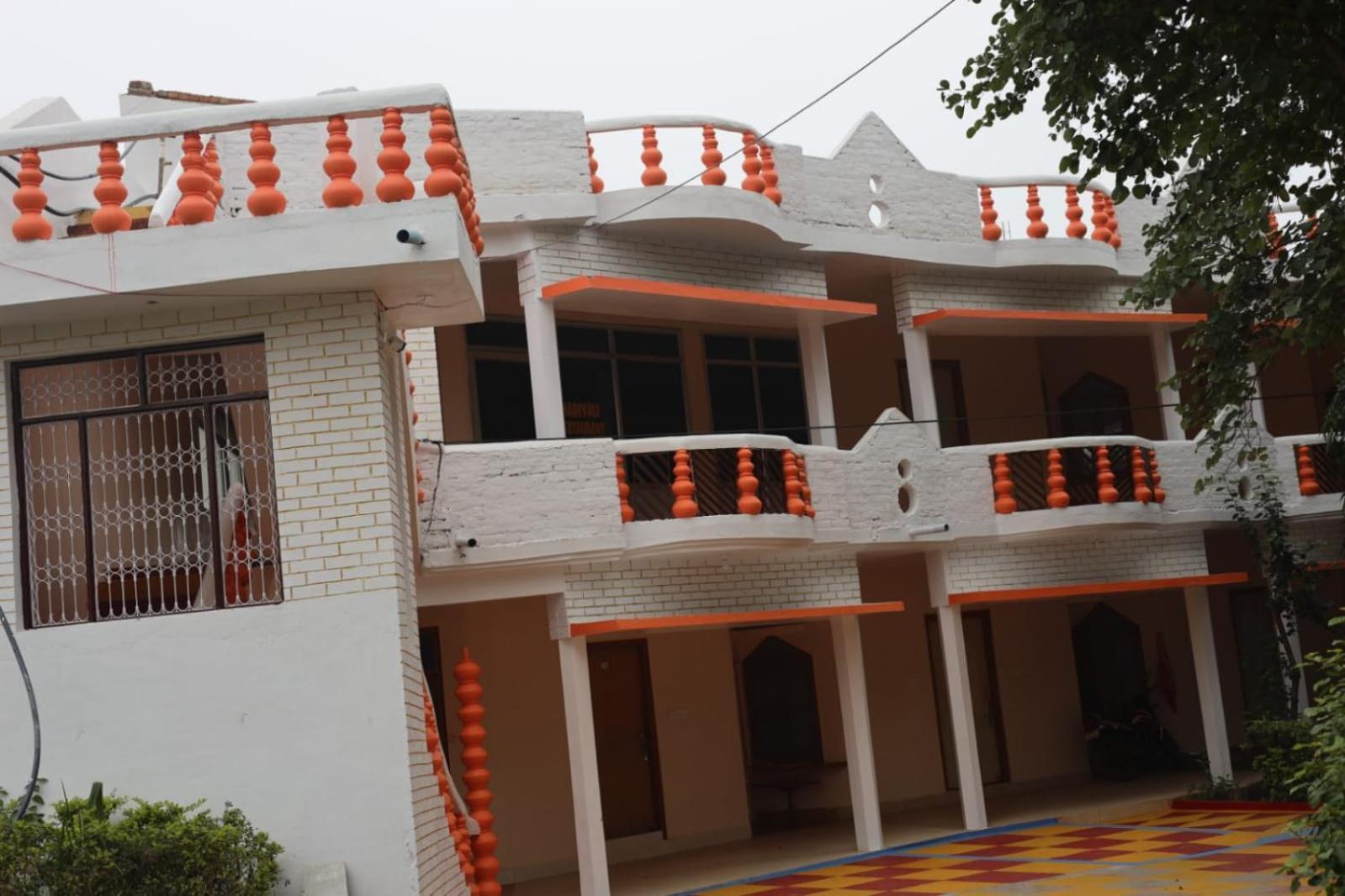 Hotel Shree Krishna Jungle Resort 克久拉霍 外观 照片